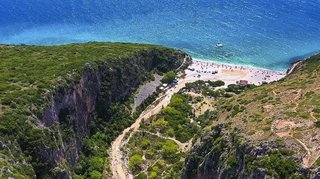Media spanjolle: Shqiperia, nje destinacion qe befason me bukurite e saj natyrore